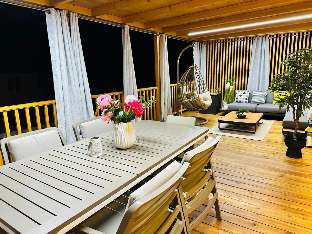 Iris Holiday Homes Weißenburg Kroatien