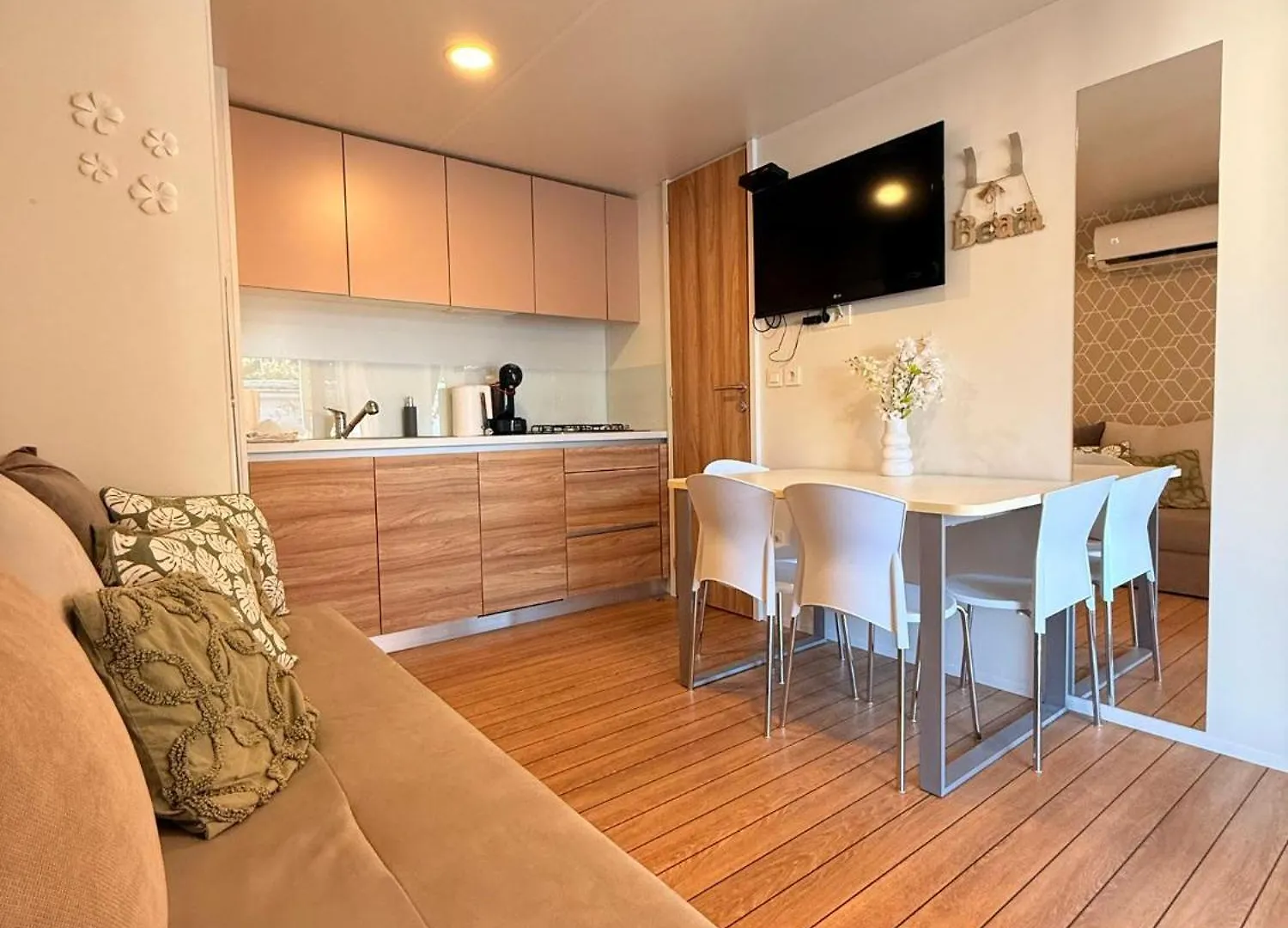 **** Campsite Iris Holiday Homes Biograd Na Moru Croatia