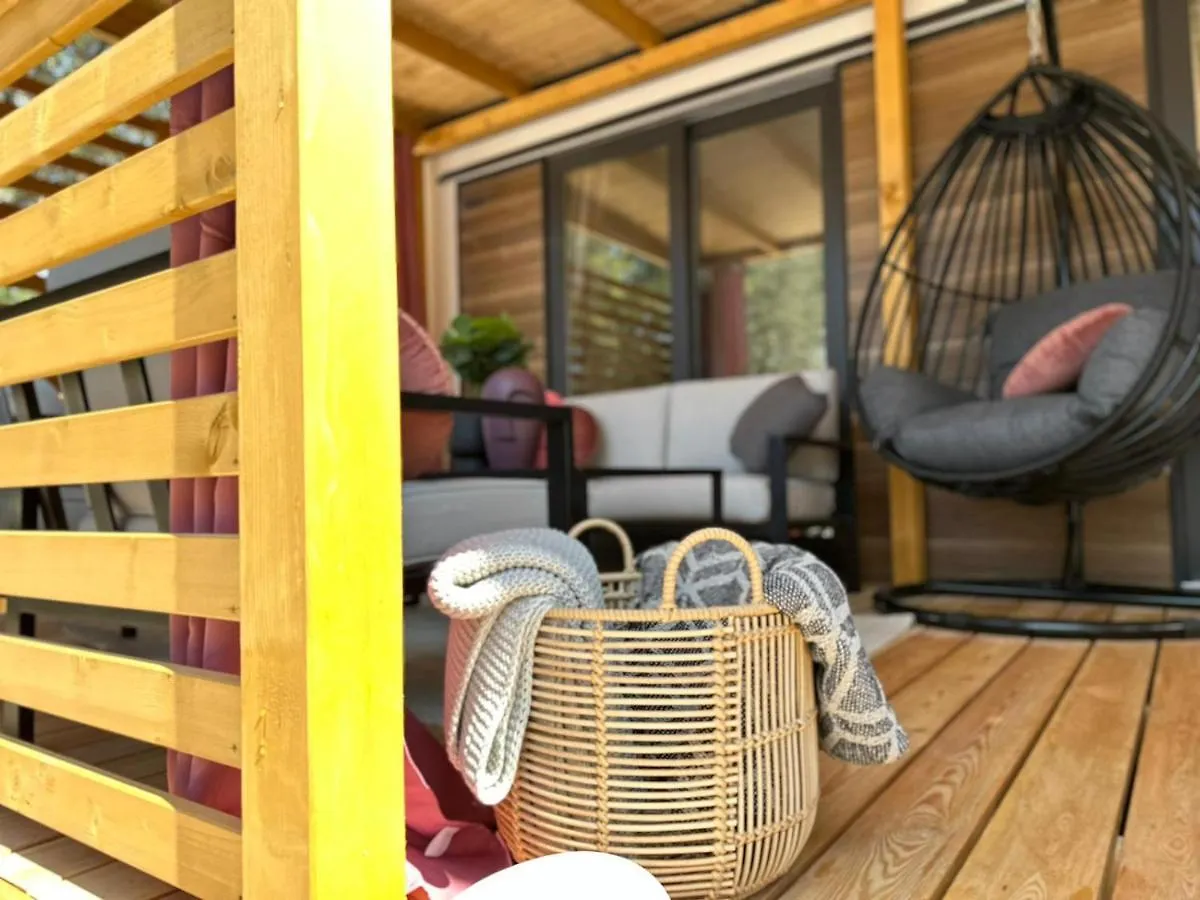 Iris Holiday Homes Biograd Na Moru 4*,  Croatia